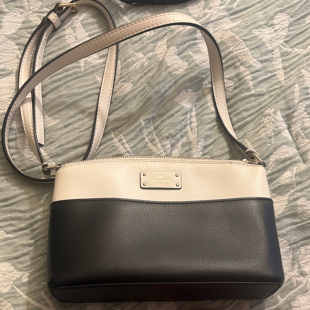 Kate Spade Black and Cream Crossbody Bag